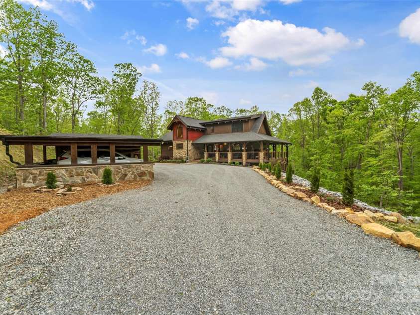 745 Mossy Oak Trail, Nebo, NC 28761.  MLS# CAR4246693, YatesRealty ID 8419. 