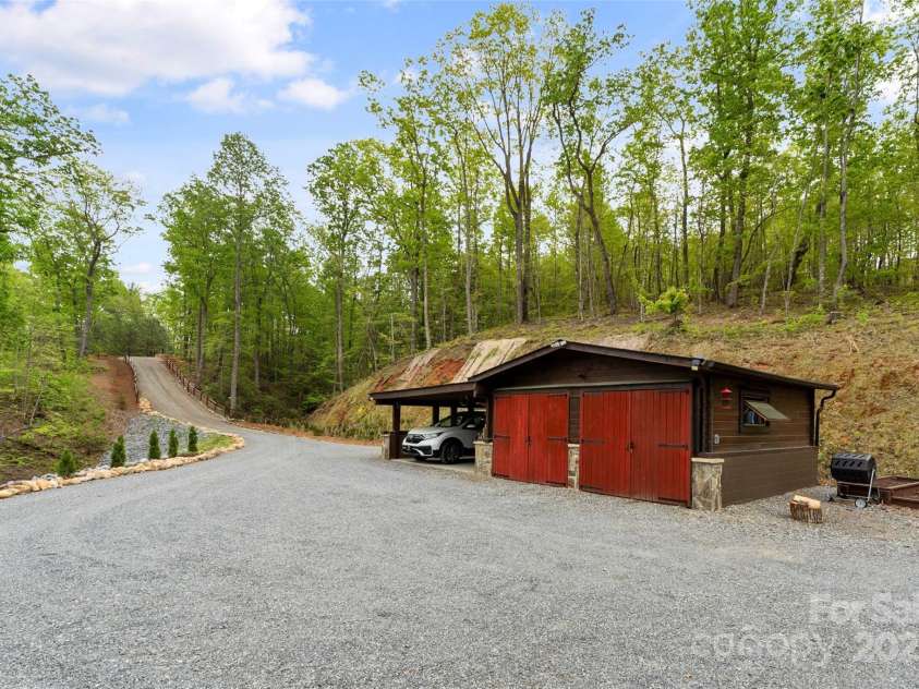 745 Mossy Oak Trail, Nebo, NC 28761.  MLS# CAR4246693, YatesRealty ID 8419. 