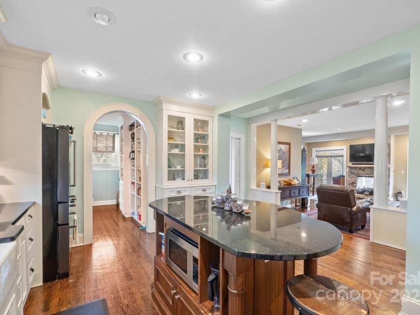 1740 12th Street Drive, Hickory, NC 28601.  MLS# CAR4228543, YatesRealty ID 8420. 