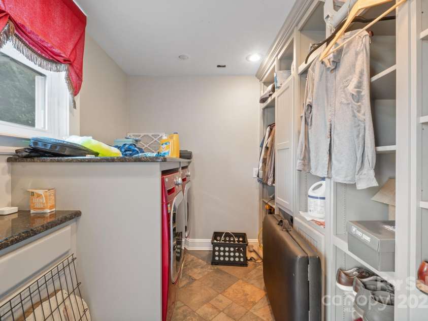 1740 12th Street Drive, Hickory, NC 28601.  MLS# CAR4228543, YatesRealty ID 8420. 