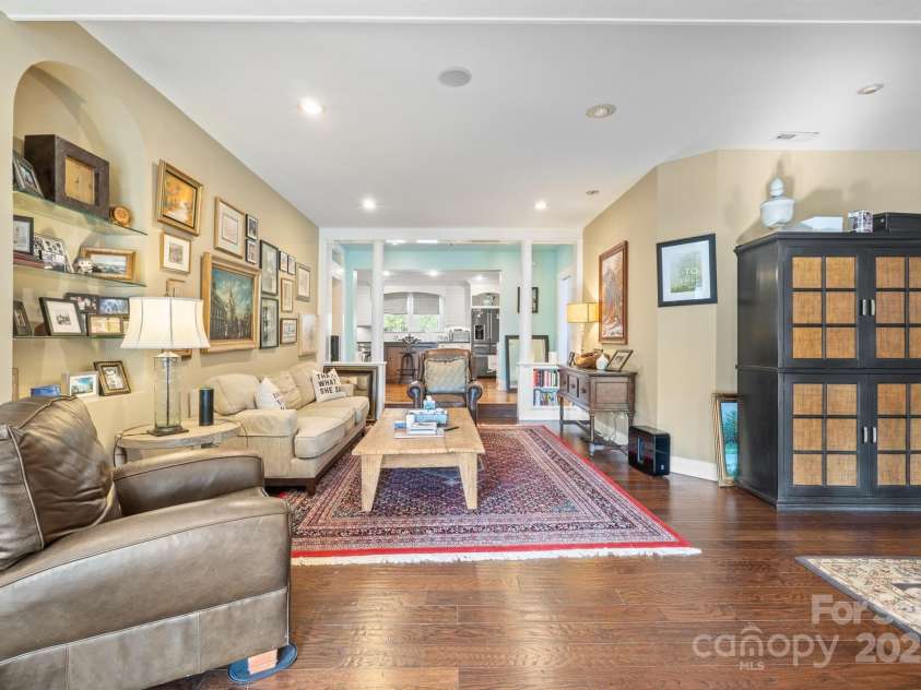 1740 12th Street Drive, Hickory, NC 28601.  MLS# CAR4228543, YatesRealty ID 8420. 