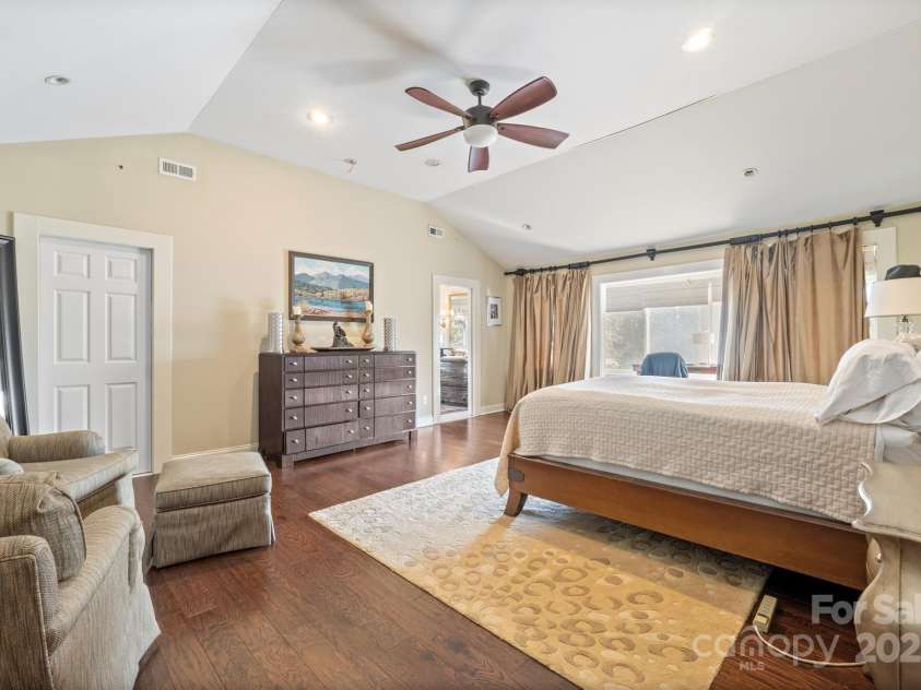 1740 12th Street Drive, Hickory, NC 28601.  MLS# CAR4228543, YatesRealty ID 8420. 