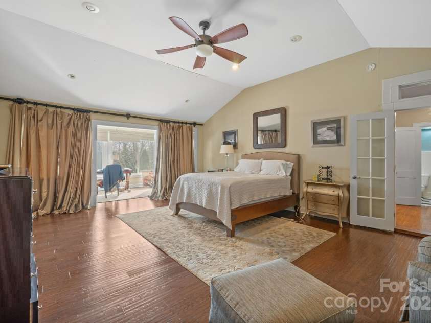 1740 12th Street Drive, Hickory, NC 28601.  MLS# CAR4228543, YatesRealty ID 8420. 