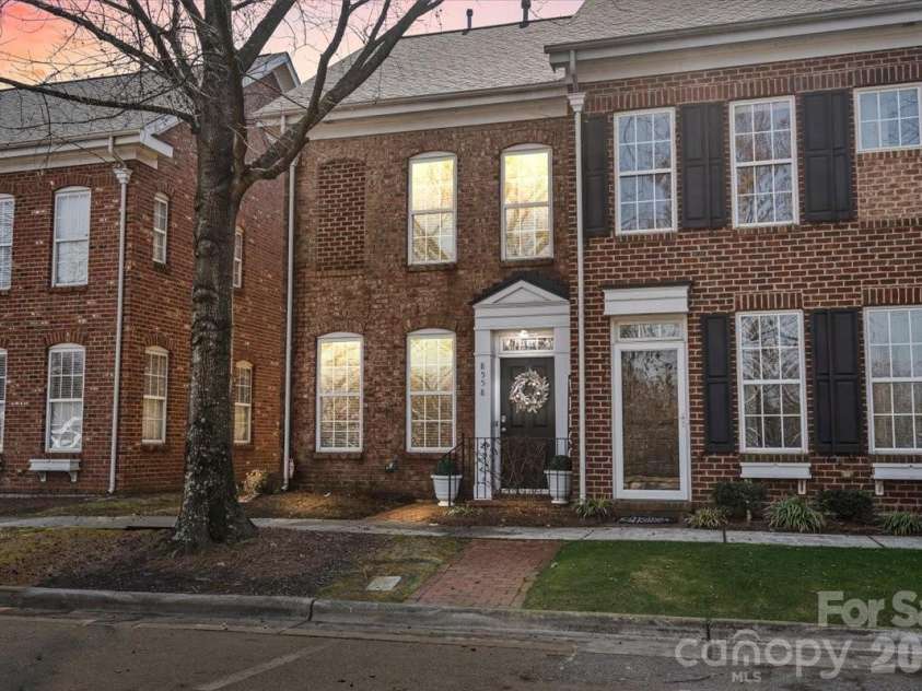8558 Beaver Creek Drive, Charlotte, NC 28269.  MLS# CAR4353243, YatesRealty ID 8420. 
