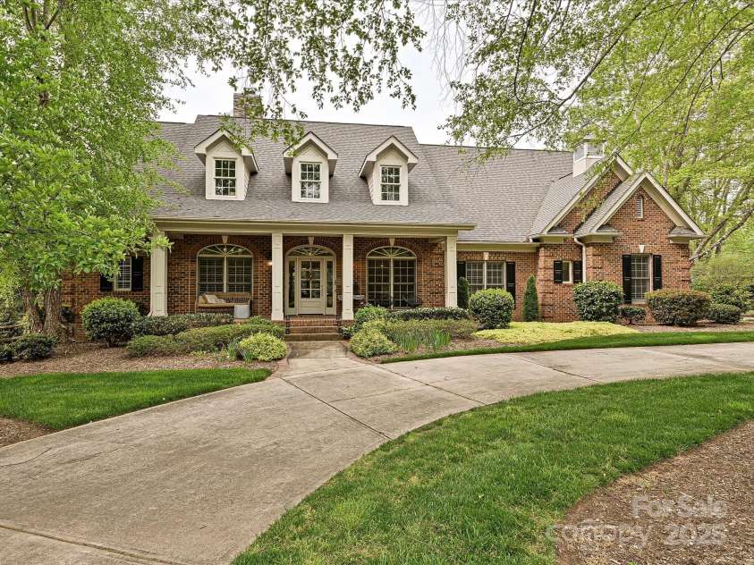 1126 Concord Road, Davidson, NC 28036.  MLS# CAR4247728, YatesRealty ID 8421. 