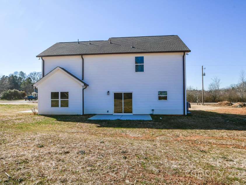 7805 Medlin Road, Monroe, NC 28112.  MLS# CAR4182376, YatesRealty ID 8422. 