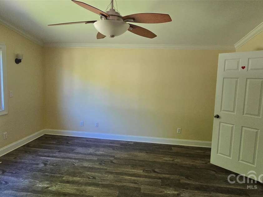 1024 Old Mountain View Road, Mount Holly, NC 28120.  MLS# CAR4222263, YatesRealty ID 8423. 