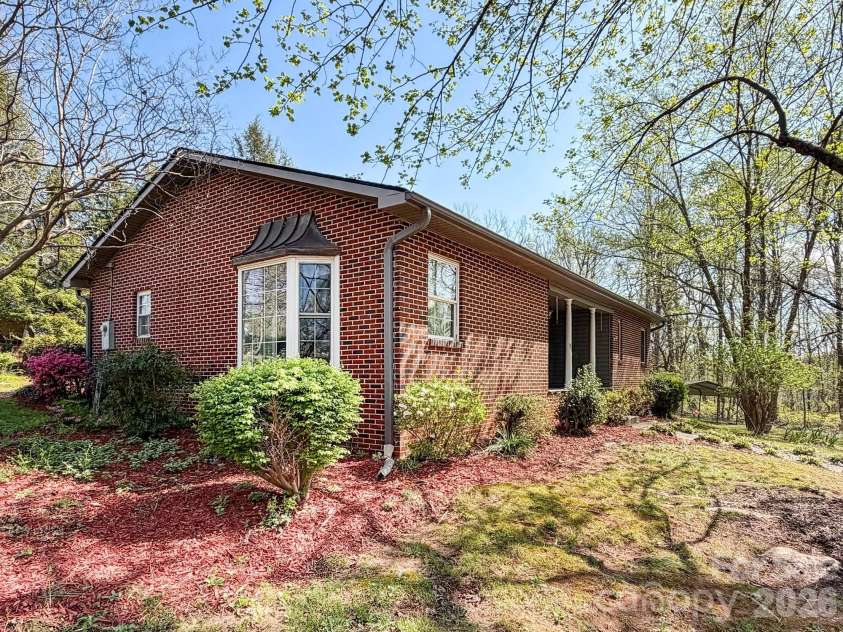 1401 Union Street, Morganton, NC 28655.  MLS# CAR4365588, YatesRealty ID 8423. 