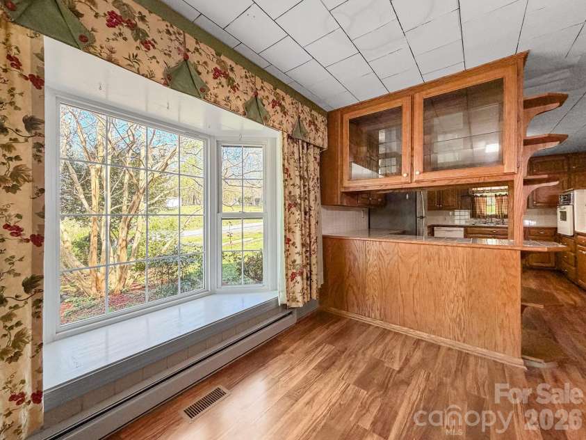 1401 Union Street, Morganton, NC 28655.  MLS# CAR4365588, YatesRealty ID 8423. 