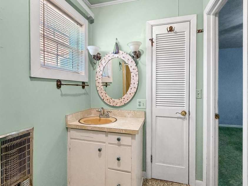 1401 Union Street, Morganton, NC 28655.  MLS# CAR4365588, YatesRealty ID 8423. 