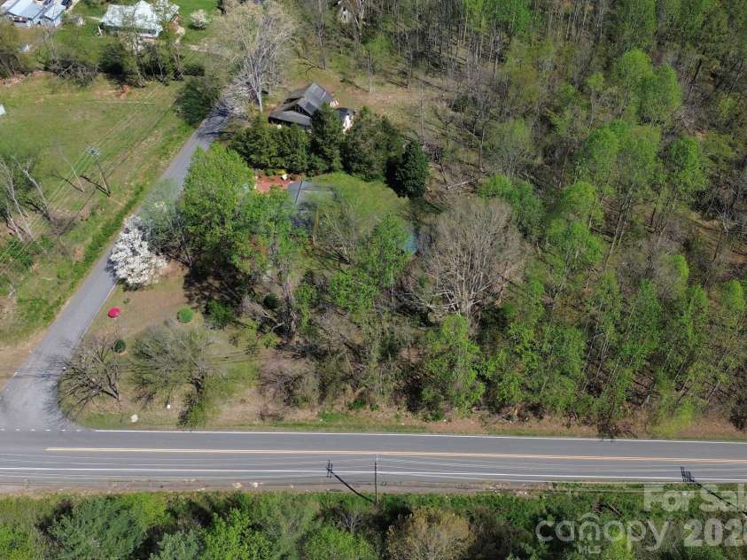 1401 Union Street, Morganton, NC 28655.  MLS# CAR4365588, YatesRealty ID 8423. 