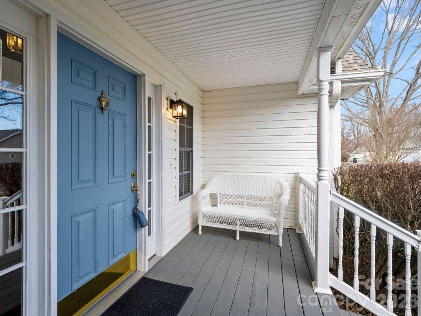 127 Kingfisher Lane, Mills River, NC 28759.  MLS# CAR4335349, YatesRealty ID 8425. 