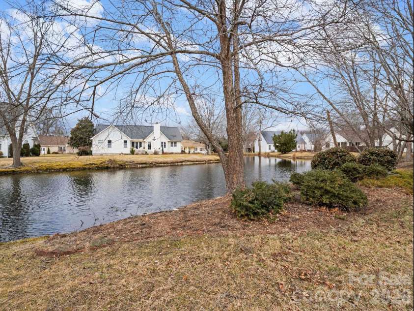 127 Kingfisher Lane, Mills River, NC 28759.  MLS# CAR4335349, YatesRealty ID 8425. 