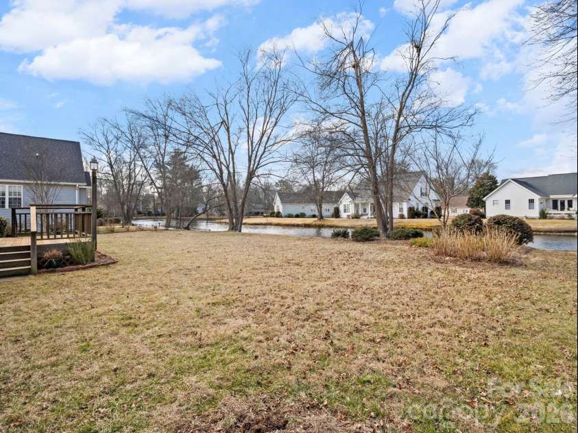 127 Kingfisher Lane, Mills River, NC 28759.  MLS# CAR4335349, YatesRealty ID 8425. 