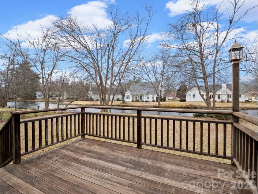 127 Kingfisher Lane, Mills River, NC 28759.  MLS# CAR4335349, YatesRealty ID 8425. 