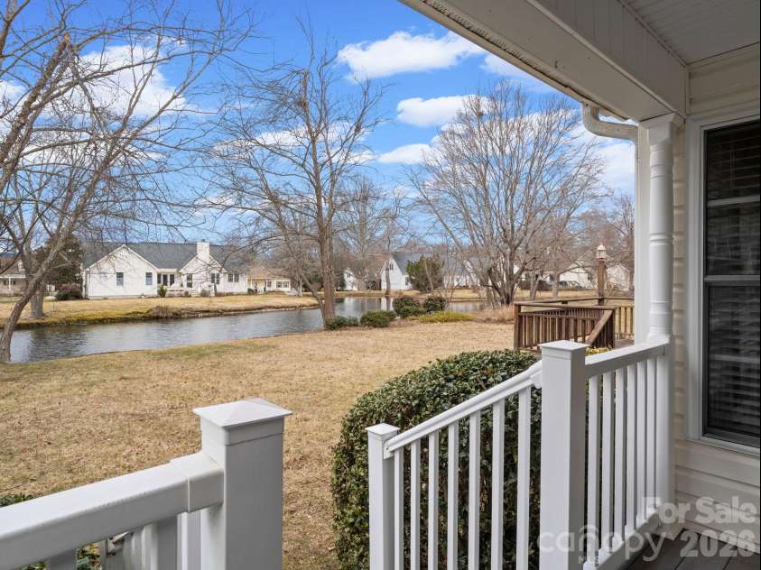 127 Kingfisher Lane, Mills River, NC 28759.  MLS# CAR4335349, YatesRealty ID 8425. 
