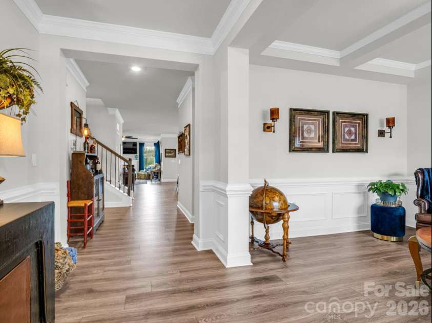 255 Fox Cove Road, Hendersonville, NC 28792.  MLS# CAR4364632, YatesRealty ID 8427. 