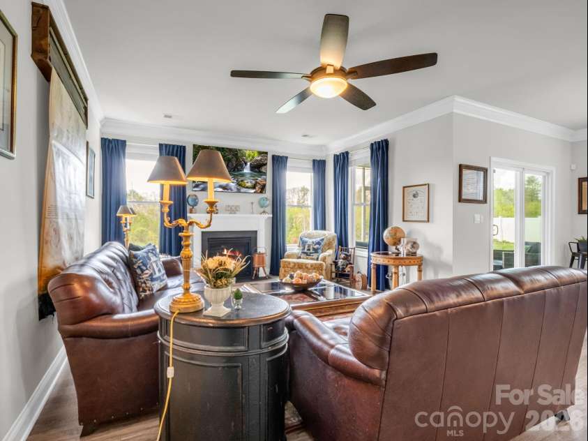 255 Fox Cove Road, Hendersonville, NC 28792.  MLS# CAR4364632, YatesRealty ID 8427. 
