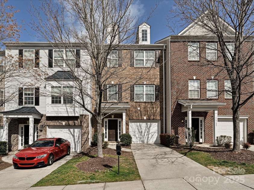 14121 Winford Lane, Charlotte, NC 28262.  MLS# CAR4195497, YatesRealty ID 8428. 14121 Winford Lane