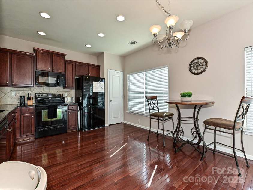 14121 Winford Lane, Charlotte, NC 28262.  MLS# CAR4195497, YatesRealty ID 8428. Kitchen & Dining