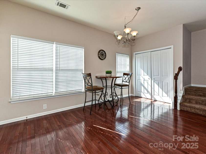 14121 Winford Lane, Charlotte, NC 28262.  MLS# CAR4195497, YatesRealty ID 8428. Kitchen & Dining