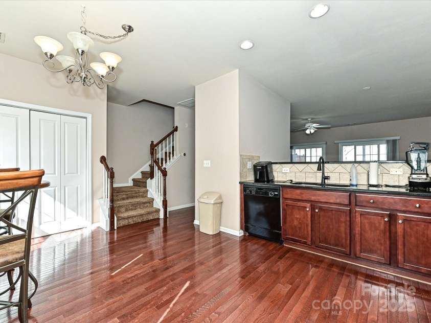 14121 Winford Lane, Charlotte, NC 28262.  MLS# CAR4195497, YatesRealty ID 8428. Kitchen & Dining