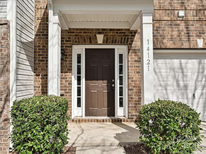 14121 Winford Lane, Charlotte, NC 28262.  MLS# CAR4195497, YatesRealty ID 8428. Welcome