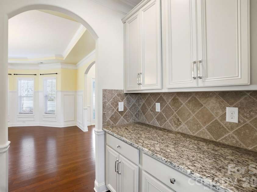 5509 Holly Hills Drive, Waxhaw, NC 28173.  MLS# CAR4360437, YatesRealty ID 8429. 