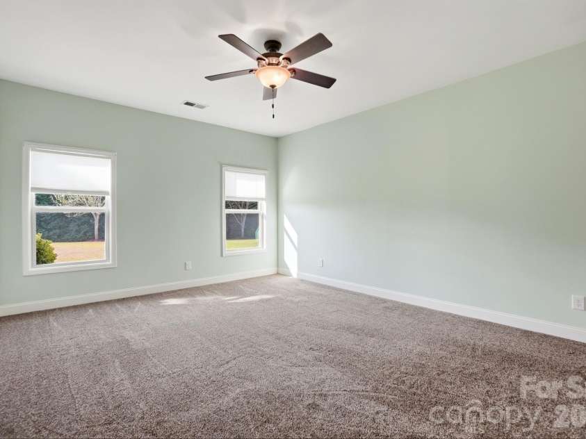5509 Holly Hills Drive, Waxhaw, NC 28173.  MLS# CAR4360437, YatesRealty ID 8429. 