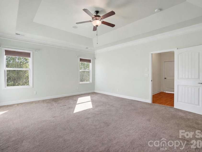 5509 Holly Hills Drive, Waxhaw, NC 28173.  MLS# CAR4360437, YatesRealty ID 8429. 
