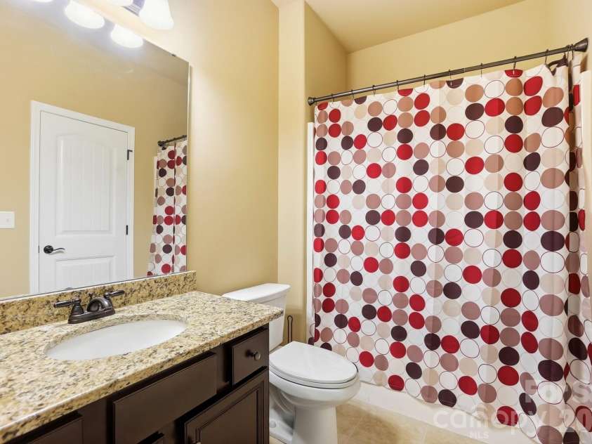 5509 Holly Hills Drive, Waxhaw, NC 28173.  MLS# CAR4360437, YatesRealty ID 8429. 