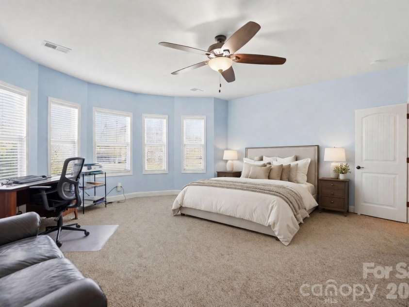 5509 Holly Hills Drive, Waxhaw, NC 28173.  MLS# CAR4360437, YatesRealty ID 8429. 