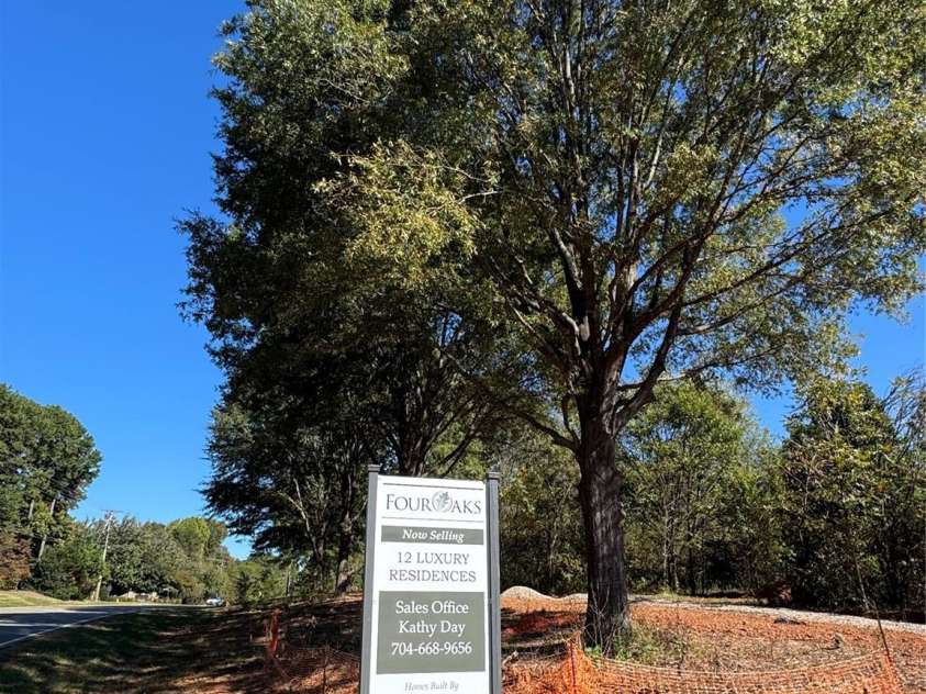 7427 Kates Grove Way, Huntersville, NC 28078.  MLS# CAR4315040, YatesRealty ID 843. 