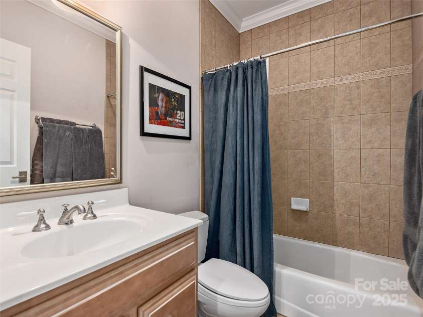 521 Pinchot Drive, Asheville, NC 28803.  MLS# CAR4249419, YatesRealty ID 8430. 