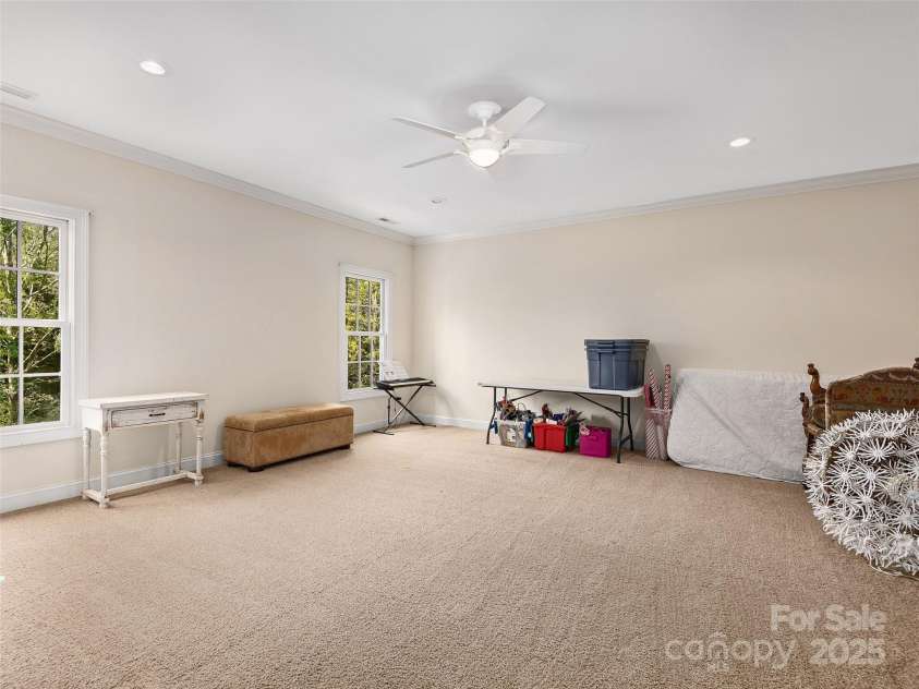 521 Pinchot Drive, Asheville, NC 28803.  MLS# CAR4249419, YatesRealty ID 8430. 