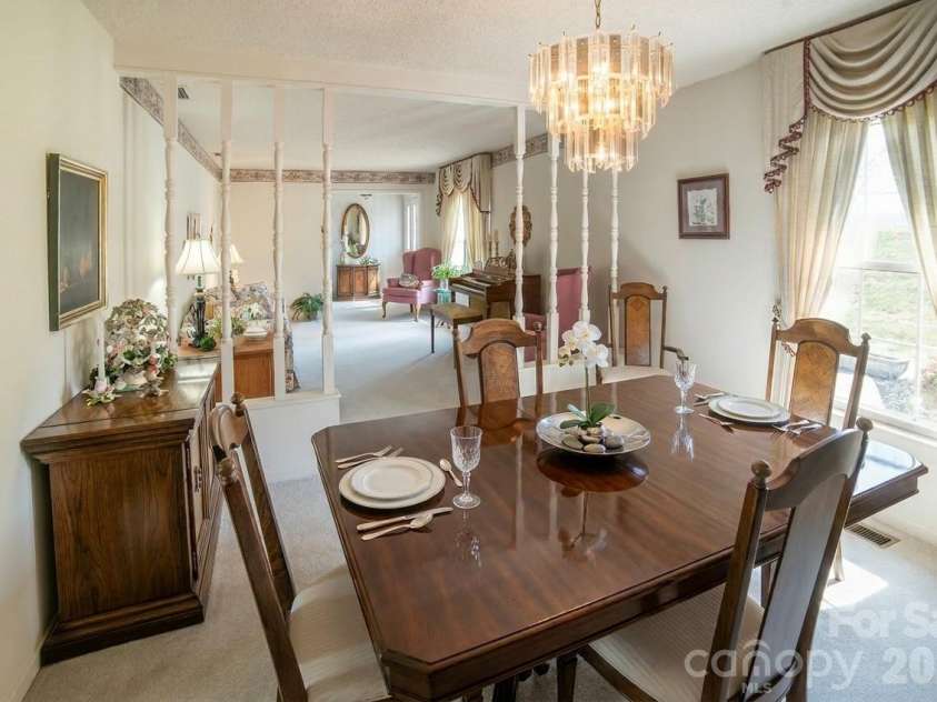 1015 Woodbine Place, Lenoir, NC 28645.  MLS# CAR4355055, YatesRealty ID 8432. 