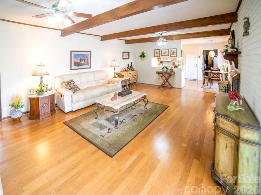 1015 Woodbine Place, Lenoir, NC 28645.  MLS# CAR4355055, YatesRealty ID 8432. 