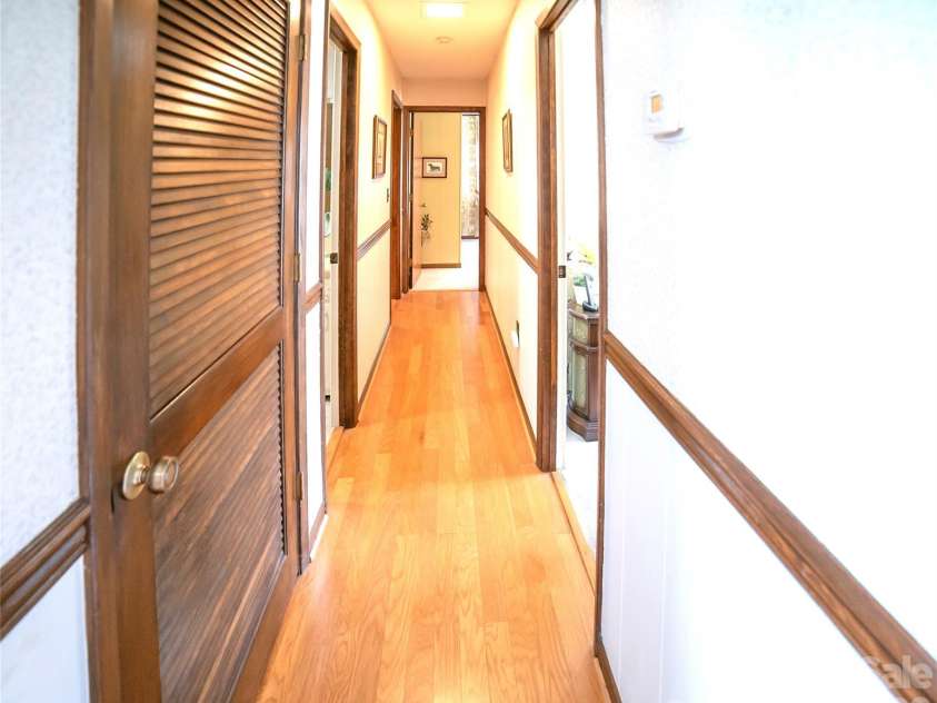 1015 Woodbine Place, Lenoir, NC 28645.  MLS# CAR4355055, YatesRealty ID 8432. 