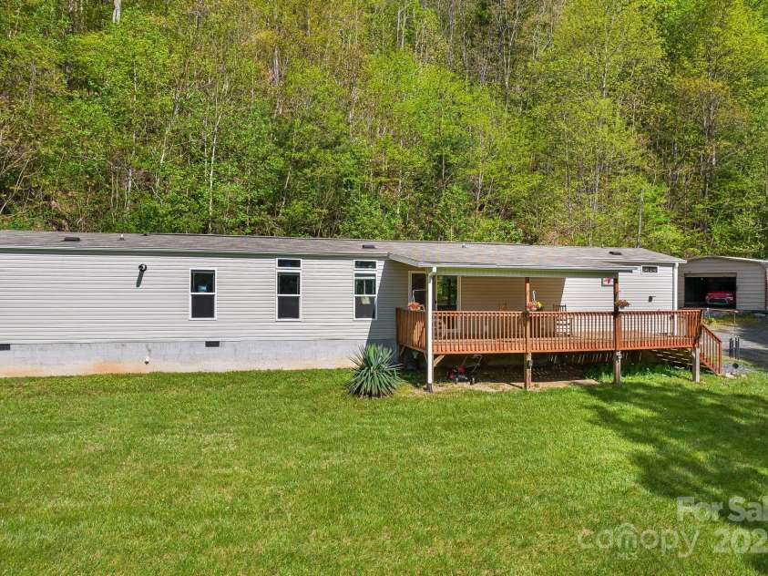 4825 Cane Creek Road, Bakersville, NC 28705.  MLS# CAR4248421, YatesRealty ID 8433. 