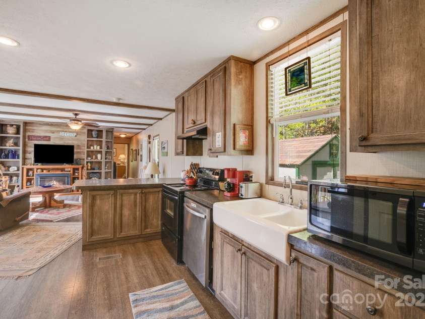 4825 Cane Creek Road, Bakersville, NC 28705.  MLS# CAR4248421, YatesRealty ID 8433. 