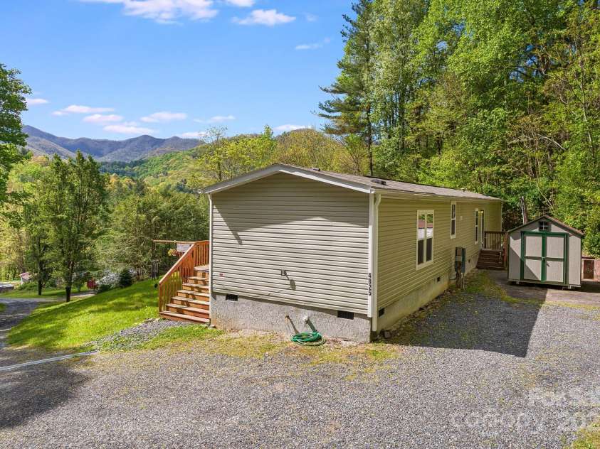 4825 Cane Creek Road, Bakersville, NC 28705.  MLS# CAR4248421, YatesRealty ID 8433. View from driveway