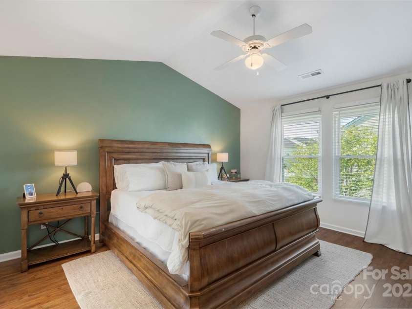 8917 Chalkstone Road, Charlotte, NC 28216.  MLS# CAR4247213, YatesRealty ID 8434. 