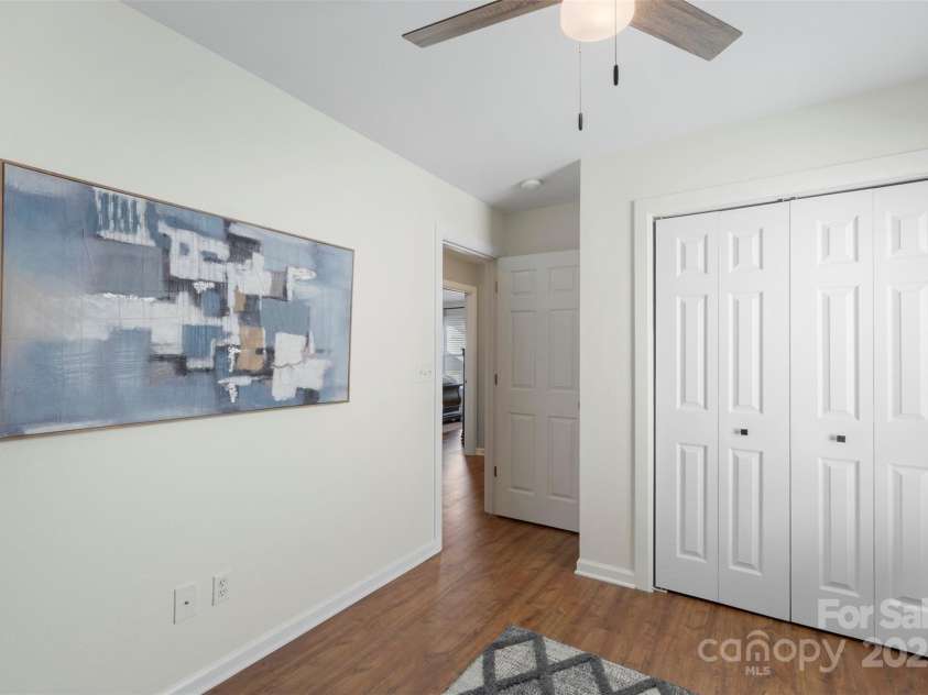 8917 Chalkstone Road, Charlotte, NC 28216.  MLS# CAR4247213, YatesRealty ID 8434. 
