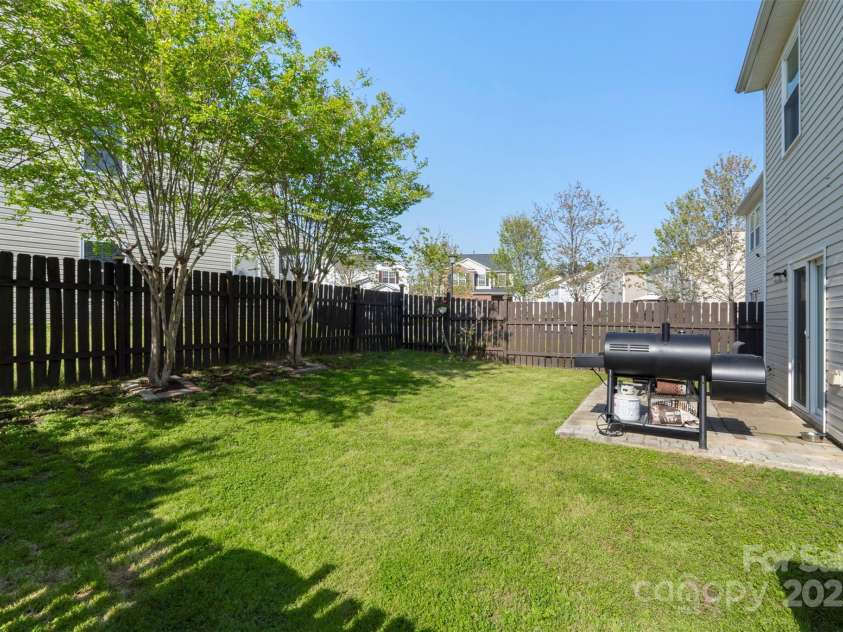 8917 Chalkstone Road, Charlotte, NC 28216.  MLS# CAR4247213, YatesRealty ID 8434. 