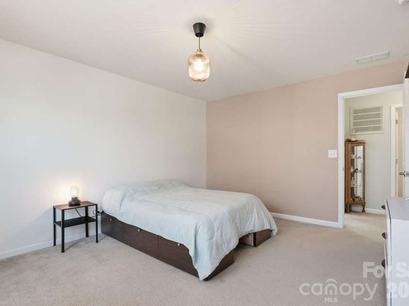 7532 Berkeley Road, Denver, NC 28037.  MLS# CAR4348907, YatesRealty ID 8436. 
