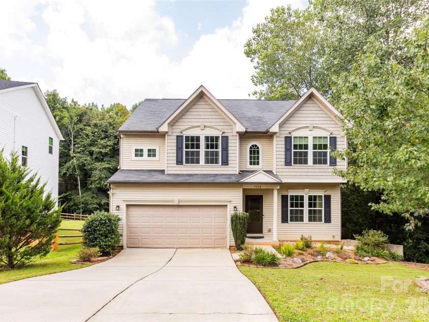7532 Berkeley Road, Denver, NC 28037.  MLS# CAR4417188, YatesRealty ID 8436. 