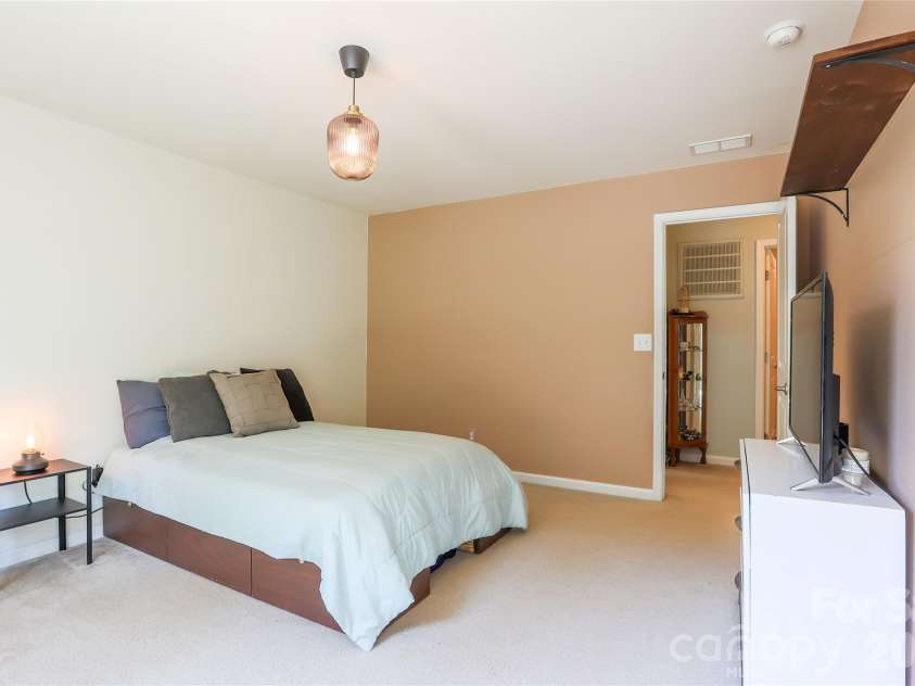 7532 Berkeley Road, Denver, NC 28037.  MLS# CAR4417188, YatesRealty ID 8436. 