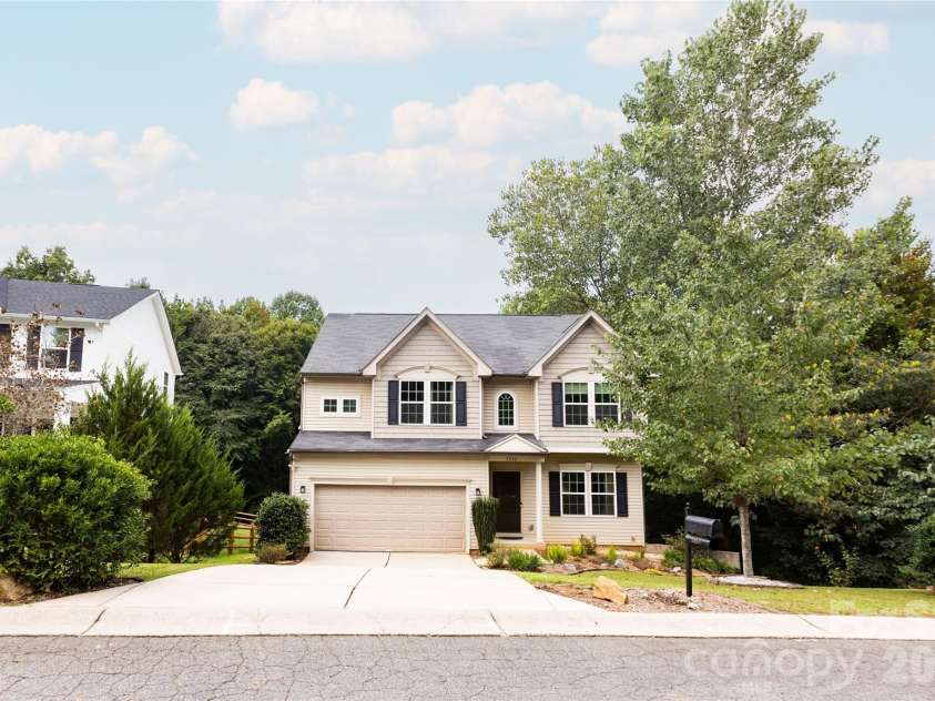 7532 Berkeley Road, Denver, NC 28037.  MLS# CAR4417188, YatesRealty ID 8436. 