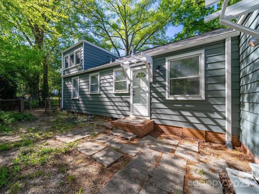 1142 Mona Drive, Charlotte, NC 28206.  MLS# CAR4247504, YatesRealty ID 8437. Back of House