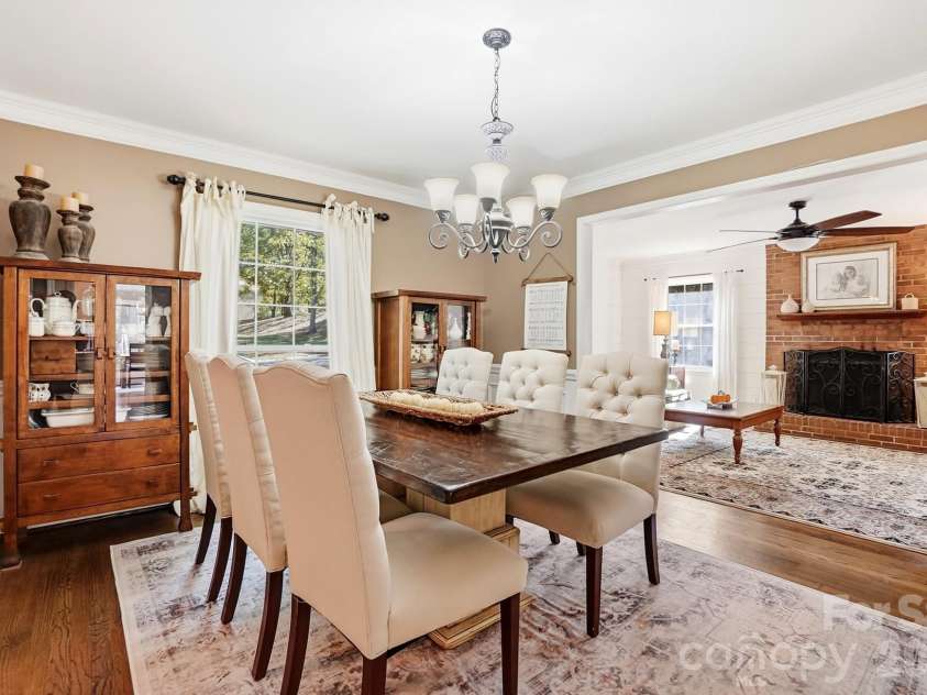 434 Chadmore Drive, Charlotte, NC 28270.  MLS# CAR4364807, YatesRealty ID 8438. 